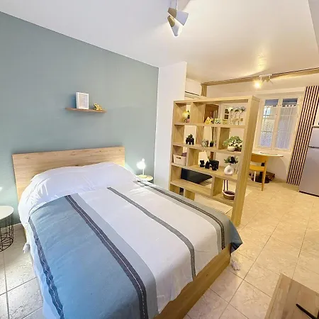 شقة Neuf & Design - Gare A 700m تارْب