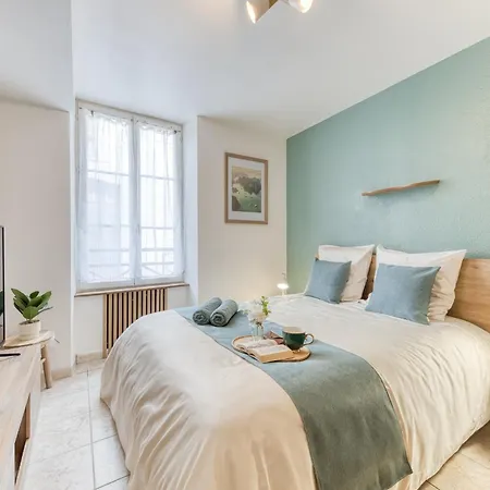 Appartement Evasion A Deux, Neuf Et Design A Tarbes, Gare A 700 M, Arrivee Autonome *